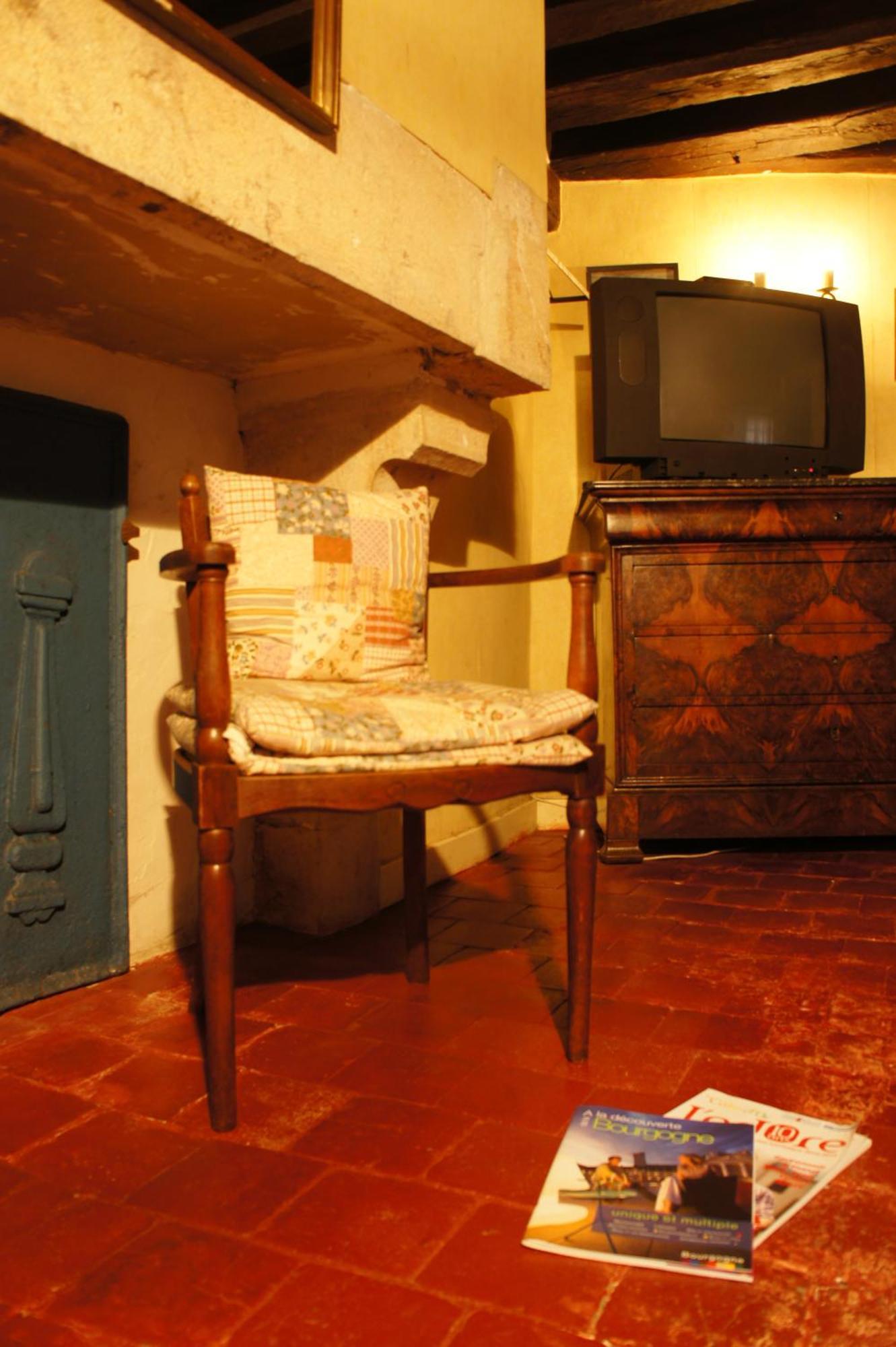 Hotel Particulier Maleteste Дижон Номер фото